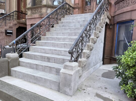 Brownstone Stucco Repair in Brooklyn